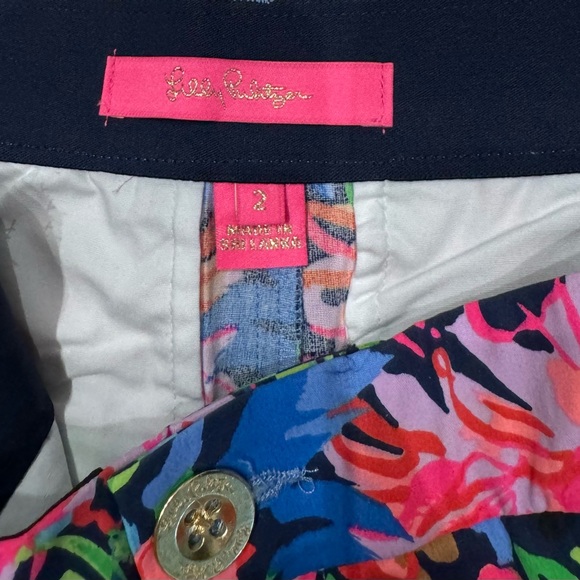 Lilly Pulitzer Multi Color Shorts - Picture 3 of 3